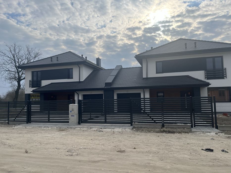 Dom w zabudowie bliźniaczej