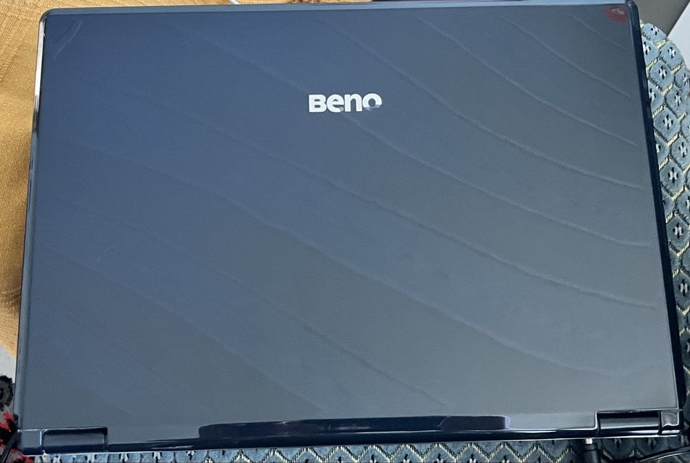 BenQ Joybook P52 Series