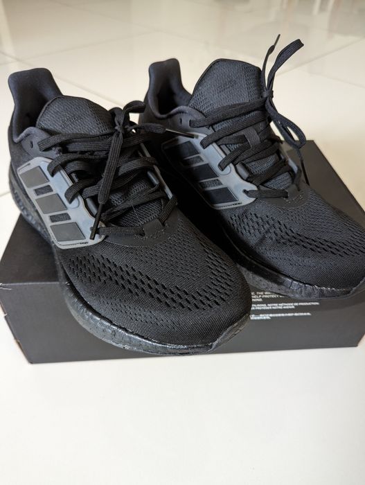 Кроссовки Adidas