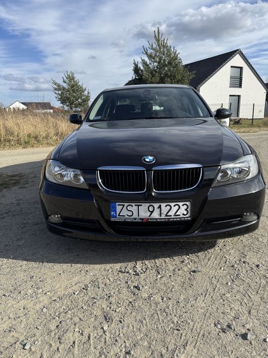 BMW 320i  2007 Rok