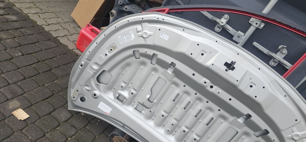 Toyota Corolla E21 Hatchback kombi HB maska pokrywa silnika ładna OE