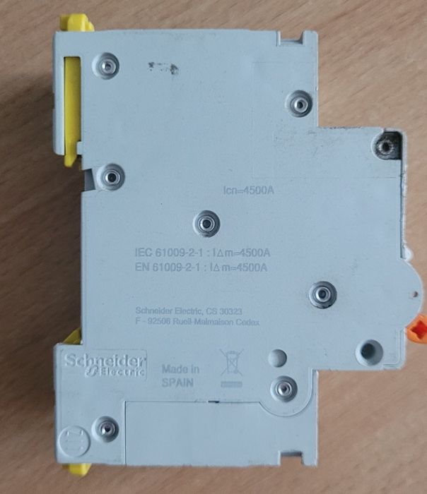 Дифавтомат АД63 2п 40а 30mA Schneider Electric серія Домовой