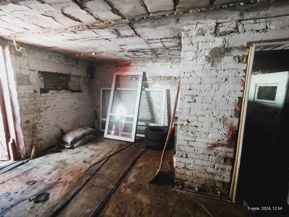 Нежитлове приміщ 23.9квм Куренівка Автозаводська 27Г Кафе Магазин Офіс