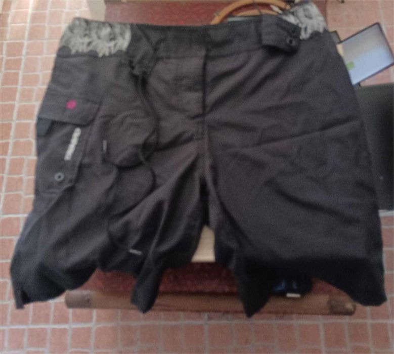 Calções Trybord novos