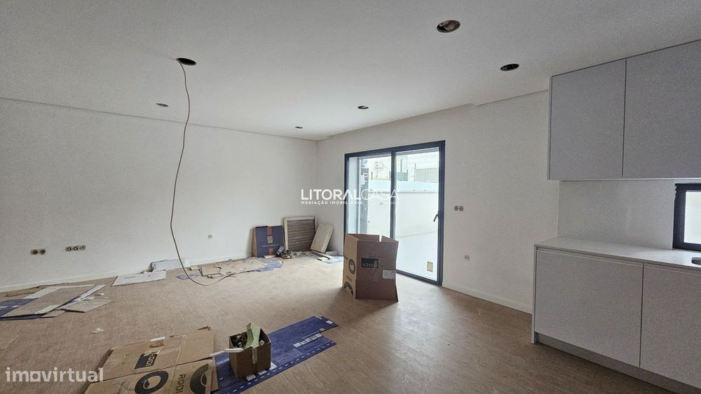 Apartamento | T3 | Terraço | Esgueira — Esgueira, Aveiro