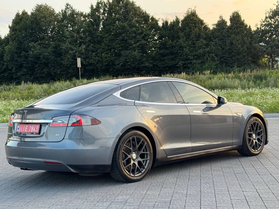 Tesla Model S 85 kWh