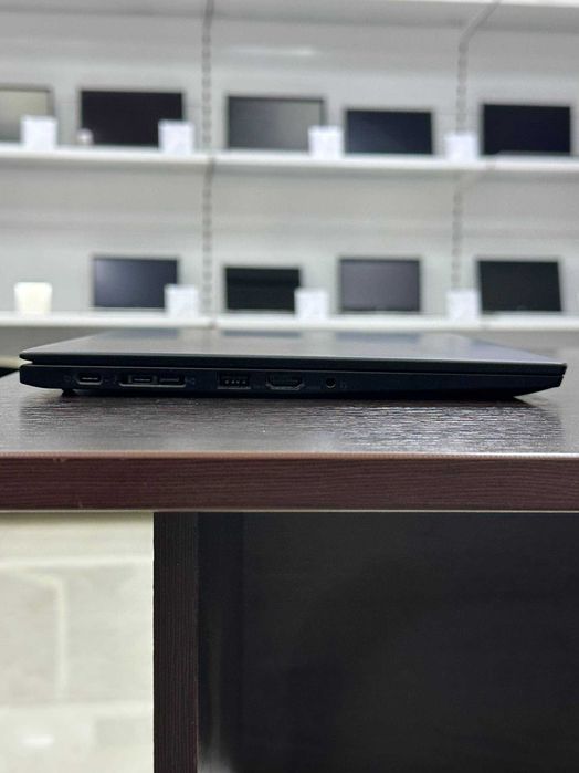 Ноутбук Lenovo ThinkPad X1 Carbon G8 Touch i7-10610U / 16GB / 256SSD. Э гурт!!