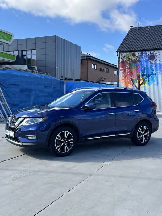 Nissan Rogue SL 2017 рік