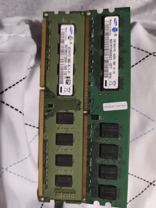 Pamięć RAM DDR3 Samsung 4GB 2Rx8 PC3L-10600u  +2gb