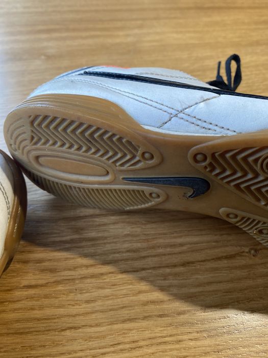 Halówki Nike 38 skóra naturaln