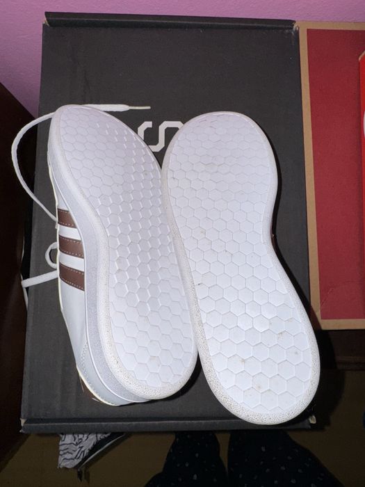 Sapatilhas Adidas novas [34]