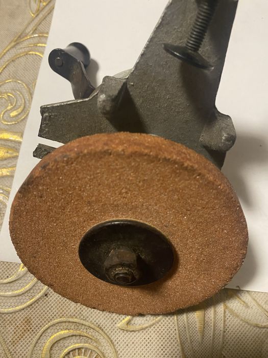 Точилка для ножей