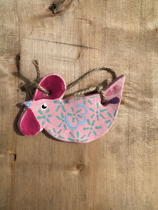 Różowa kura ceramiczna kwiaty boho wielkanoc Pinterest