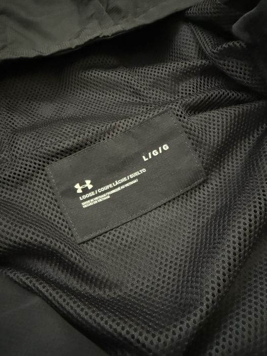 Куптка вітровка Under Armour