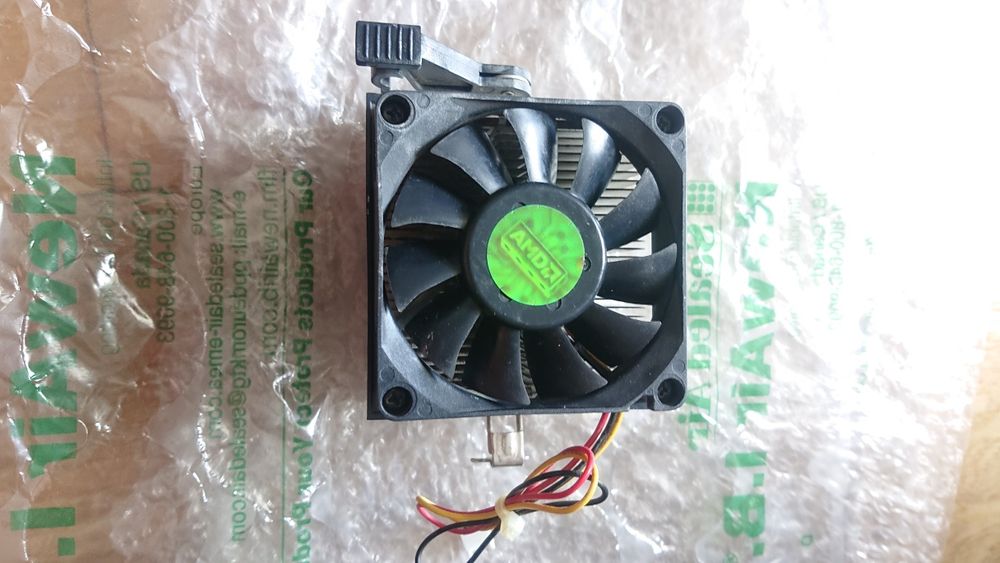 Płyta główna Gigabyte GA-K8VT890 + procesor AMD Sempron SDA2800AIO3BX