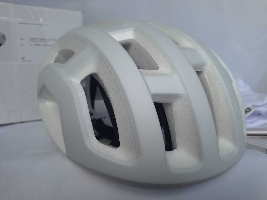 Kask rowerowy Poc Ventral Lite Hydrogen White Matt L 56-61cm