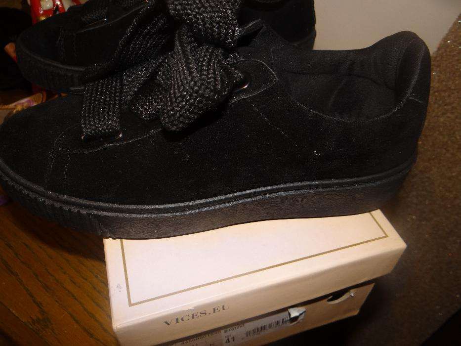 Buty sportowe damskie