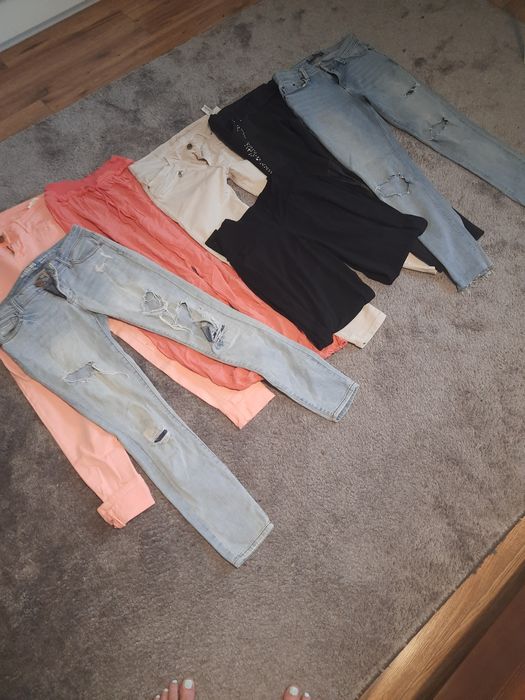 Spodnie damskie polecam.