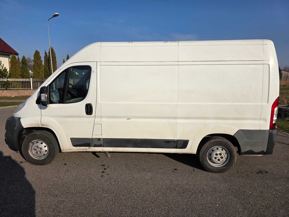 Wynajem Busa Dostawczego L2H2 Peugeot Boxer Inowrocław Przeprowadzki Transport