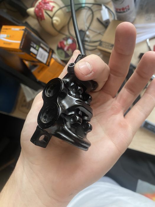 Dwa Zaciski magura mt5 z klockami nowymi