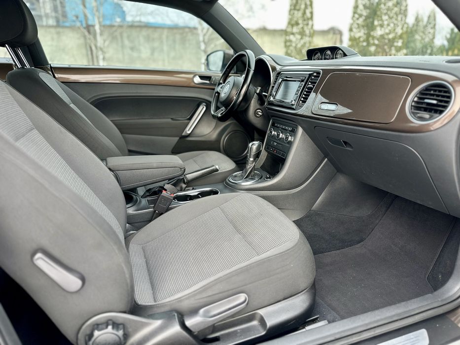 ОФІЦІЙНИЙ Volksvagen Beetle В Стані НОВОГО! Дуже Красива Машинка!!!