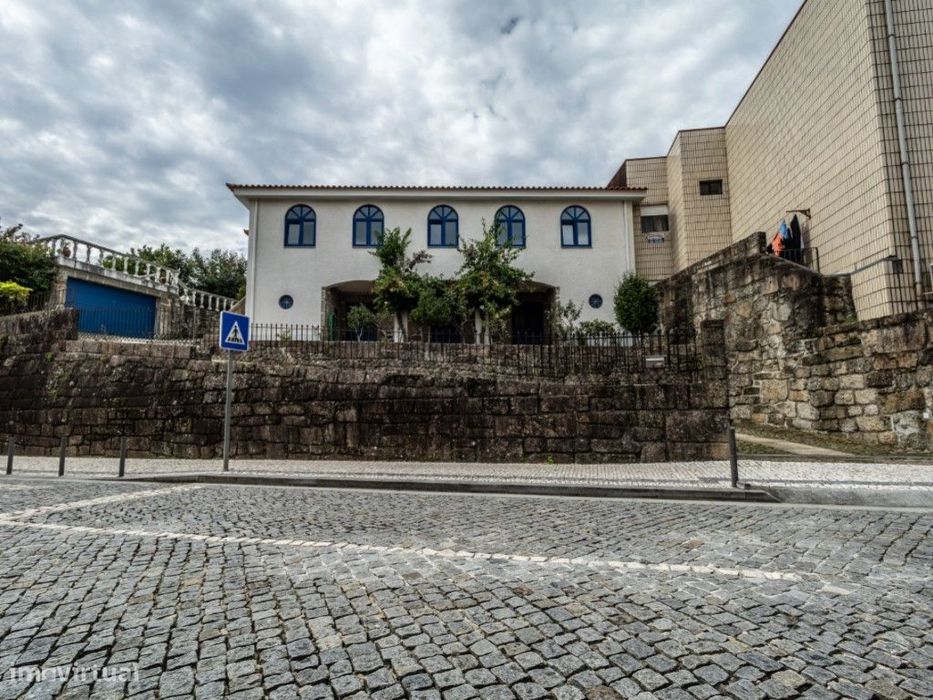 Moradia V3+1 no coração da Vila de Arcos De Valdevez