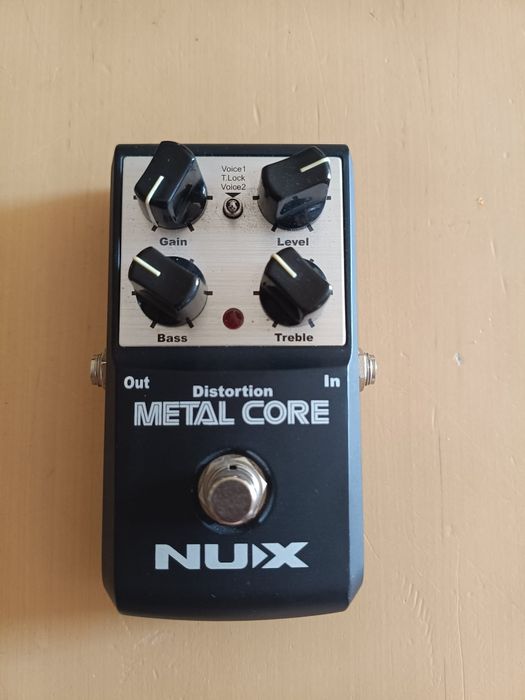 Efekt gitarowy NUX Metal Core