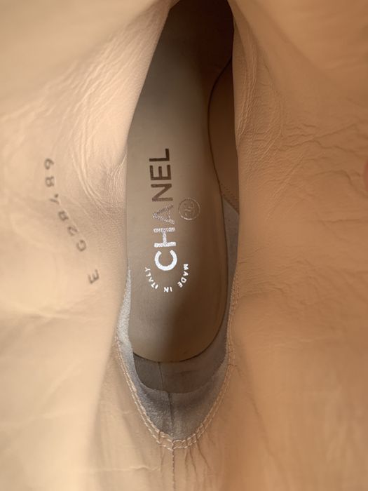 Botas CHANEL meio cano