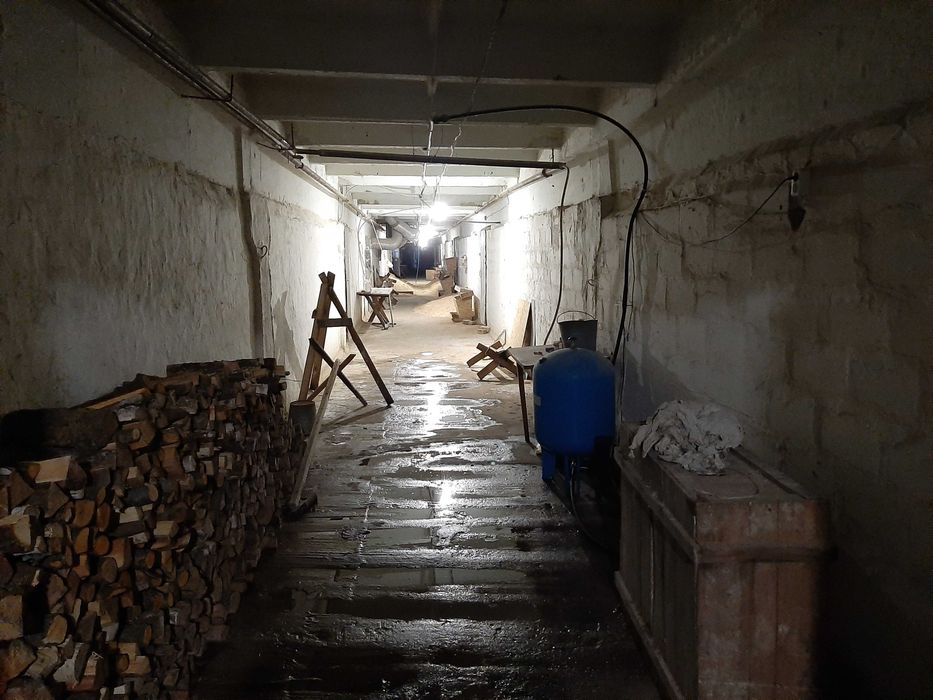 продам свинарник приміщення ферми склад ферма