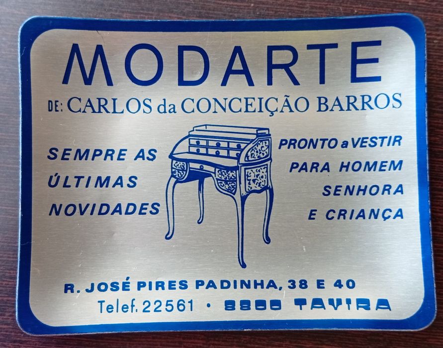 Conjunto de cinzeiros antigos em alumínio