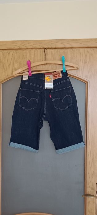 Levi's krótkie spodenki nowe z metkami.