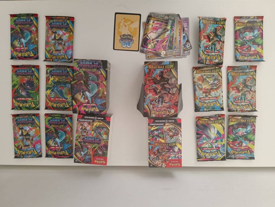 Pokémon Booster Bundles (  x 2 )
