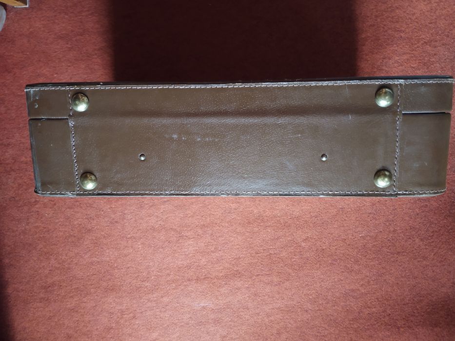 Чемодан натуральная кожа классика