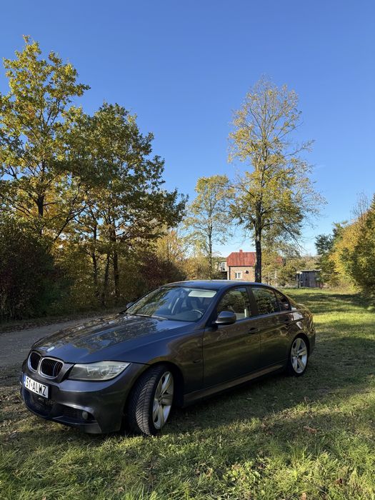 BMW Seria 3 320i E90