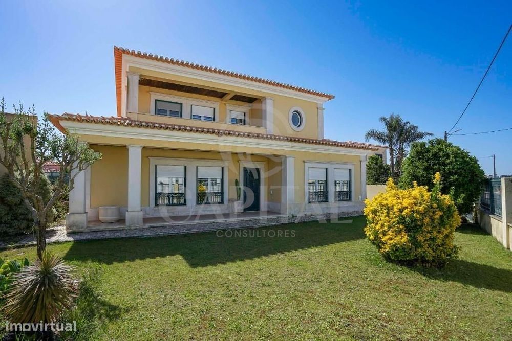 Moradia T5 com piscina, anexo e amplos espaços exteriores | Samora Cor