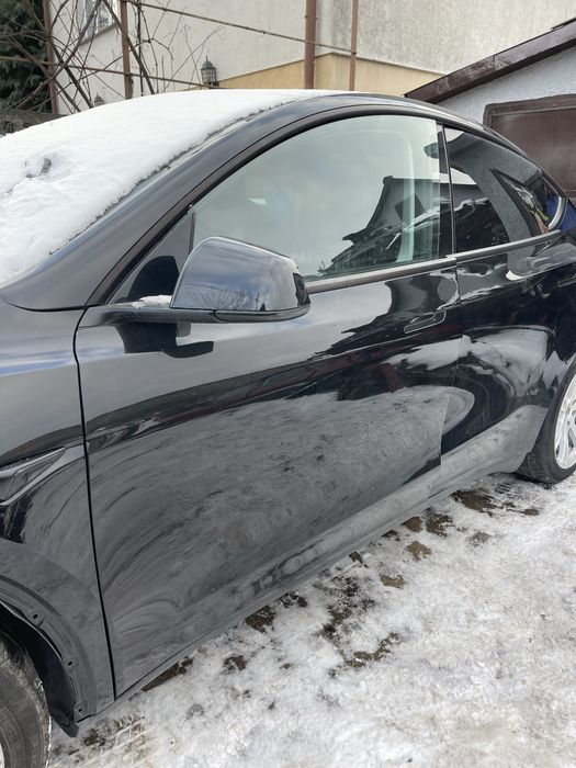 Двері ліві перед / зад Tesla MY Оригінал / АВТОРОЗБОРКА
