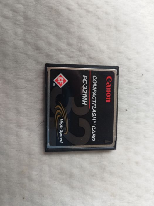 Продам карту пам'яті на Canon