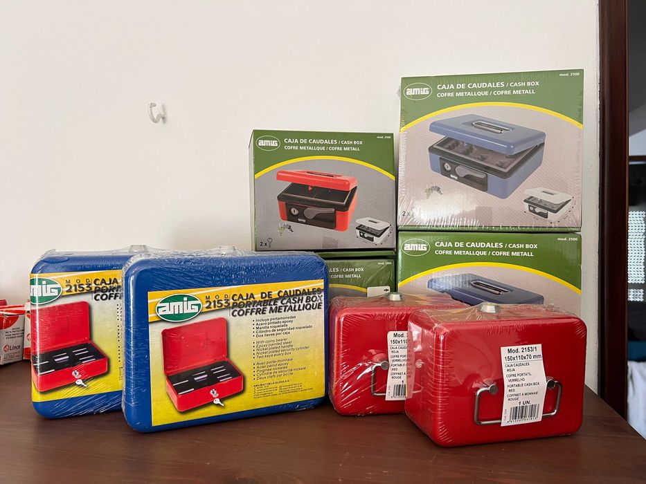 Caixas de Dinheiro Metálicas – Novas e Embaladas