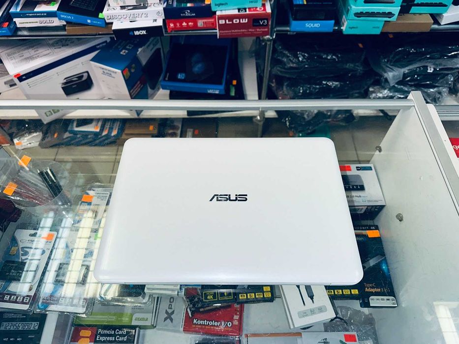 Laptop ASUS R417S 14" biały N3050 2GB SSD 256GB Win 10