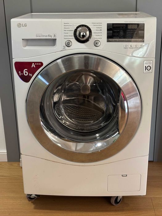 W pełni sprawna pralka LG F12A8ND - Slim (płytka), 6kg