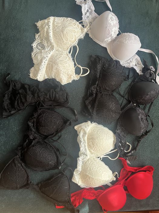 Zestaw 9szt nowe i uzywane stanikow koronkowe czane biale czarwony