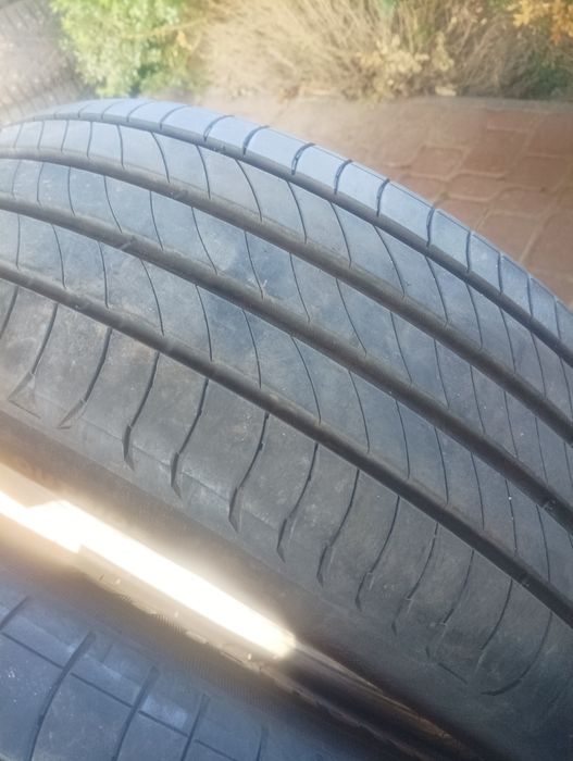 Opony letnie 225/50/17