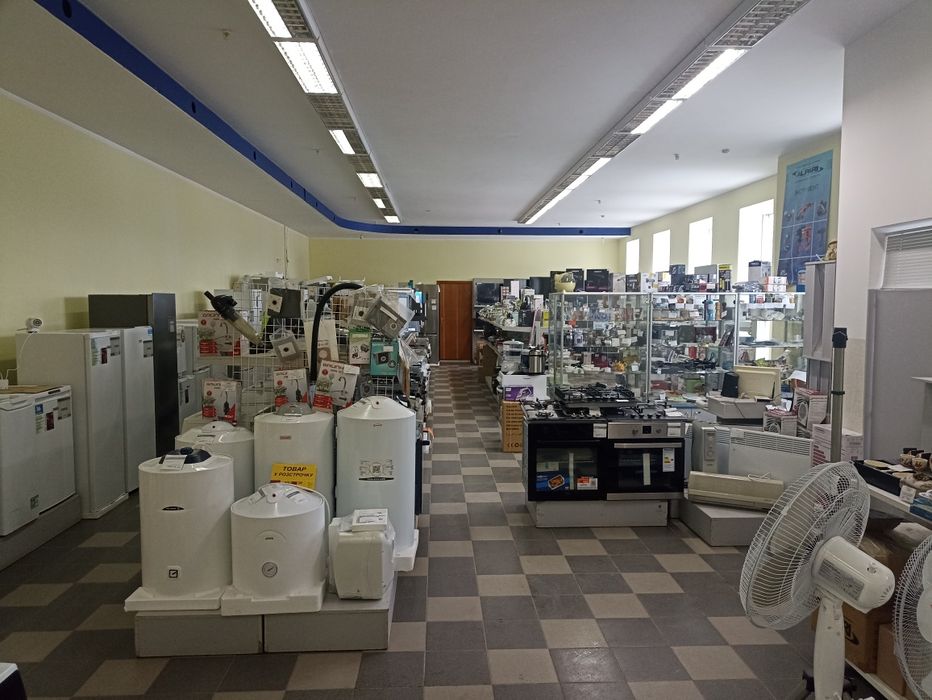 Продам ТЦ Альфа в Центрі міста Бердичів Житомирська область