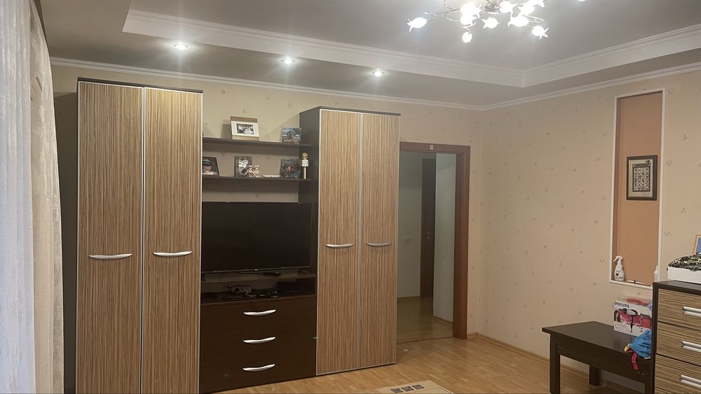 Продам 3-х комнатную квартиру в Центре
