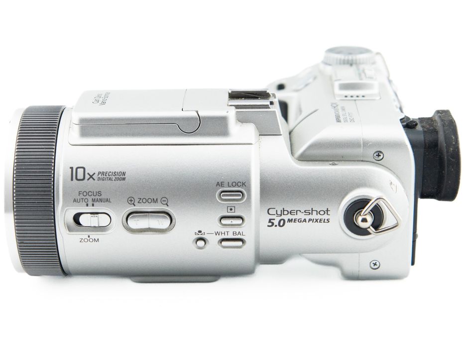 Aparat cyfrowy Sony DSC-F717
