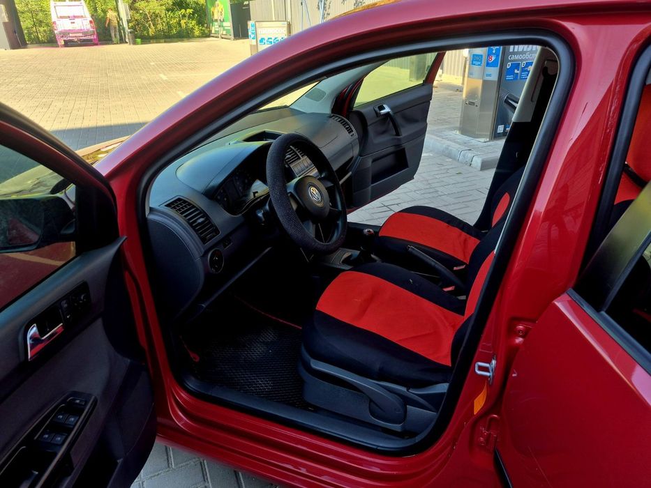 Продам VOLKSWAGEN POLO 2003 г .в.