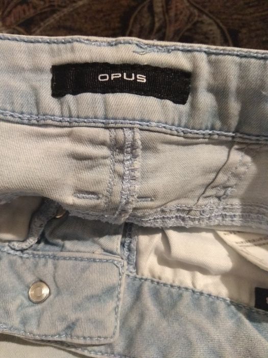 M Opus Levy Cienkie Bermudy