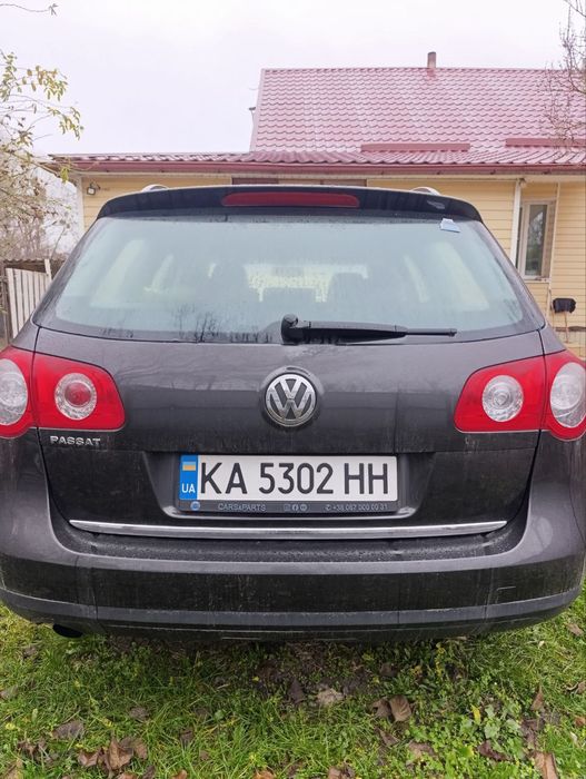 Фольксваген Пасат В-6...1.6 mpi