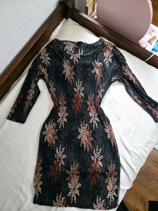 Sukienka w kwiaty letnia sukienka we wzory butik prosta sukienka