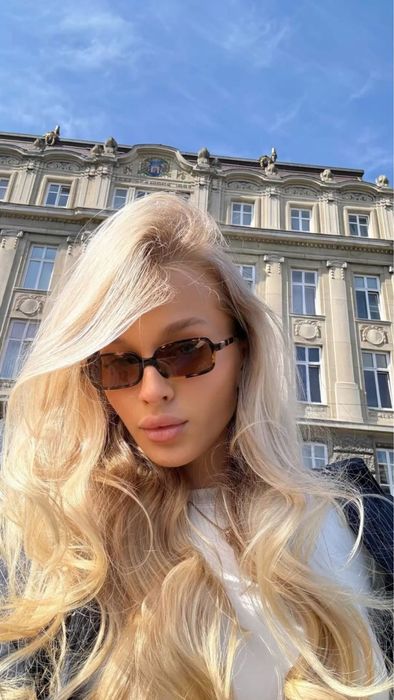 Сонячні окуляри miu miu